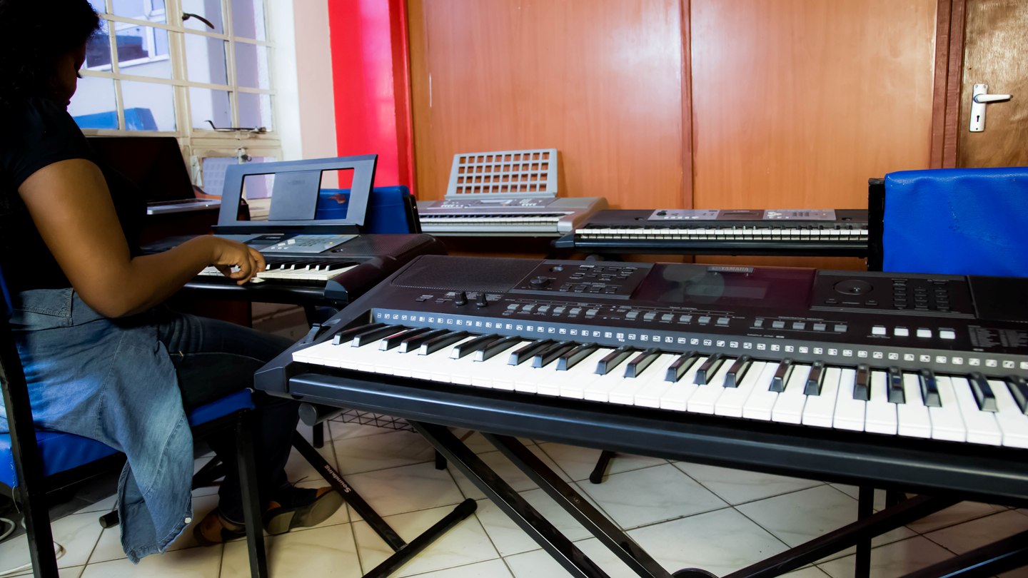 benefits for piano for children